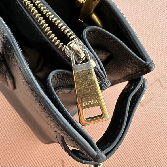 Furla | Black Grain Leather Bag - Picture 10 of 16